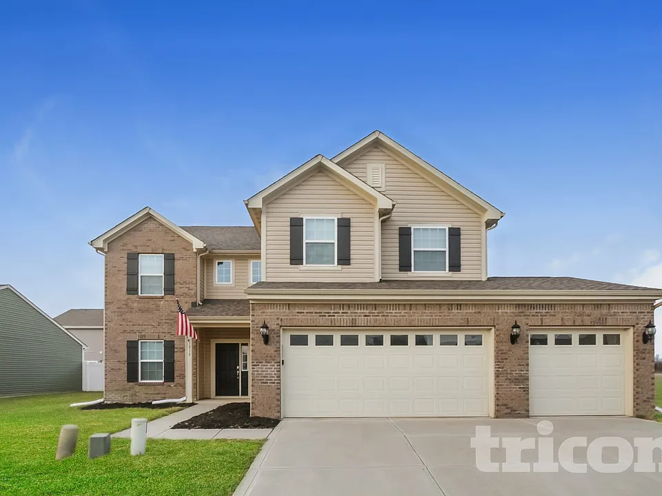 1818 Twelve Oaks Dr