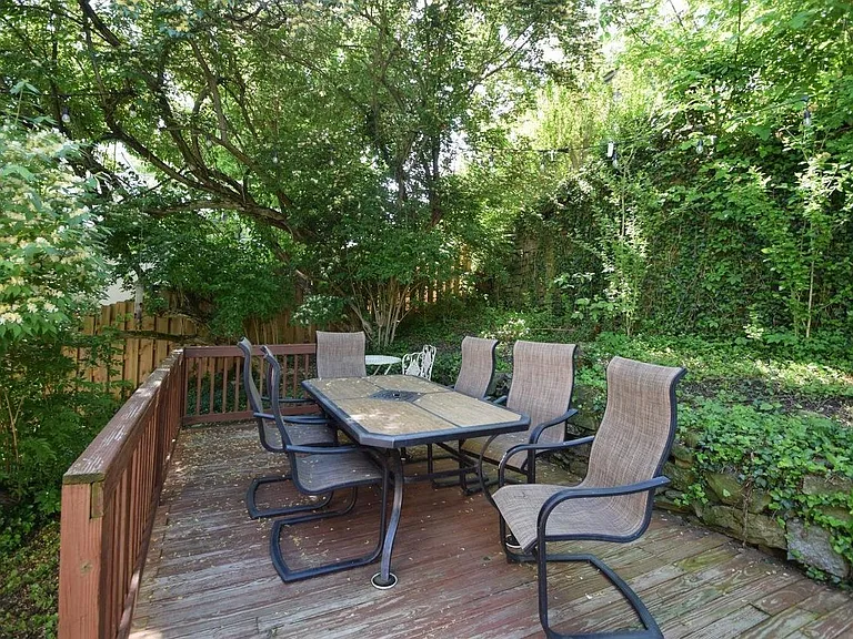1009 Paradrome St #3 — Photo 14