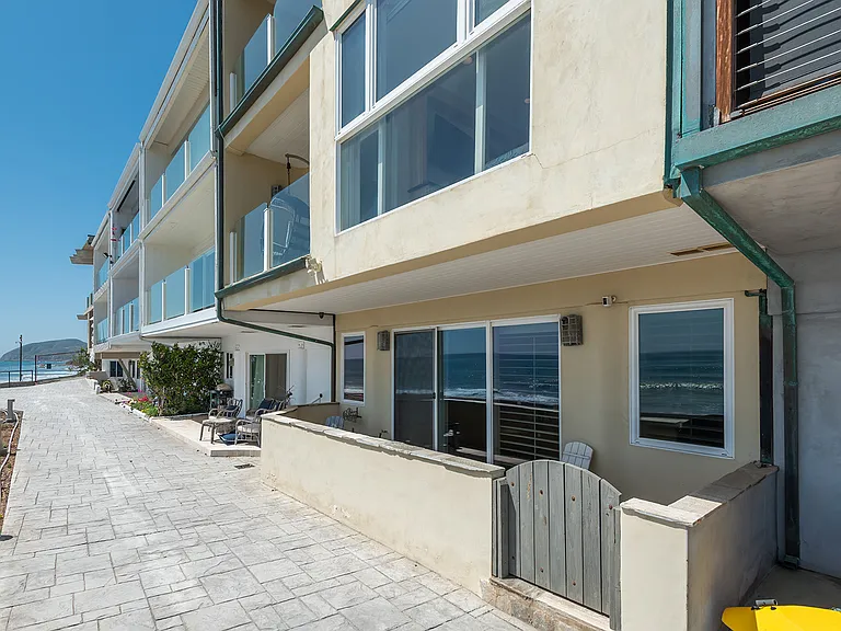 11844 Beach Club Way — Photo 29