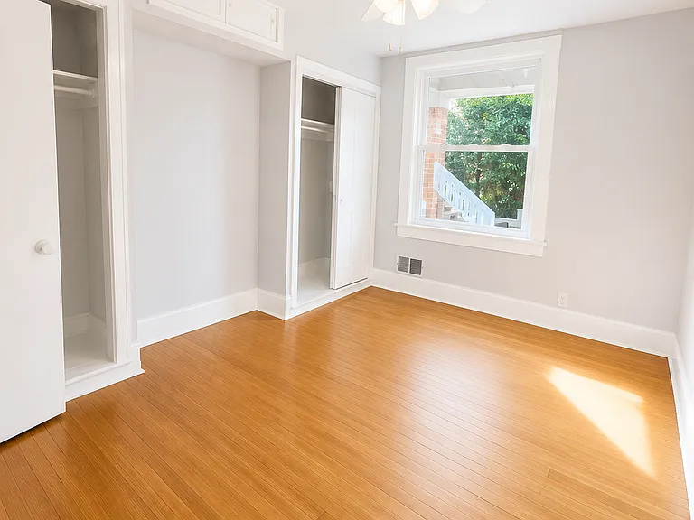 1403 Methyl St #1 — Photo 4