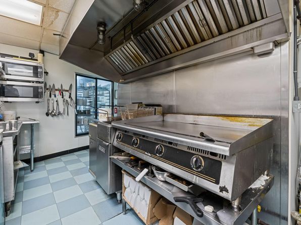 lewiston-maine-120625293 picture