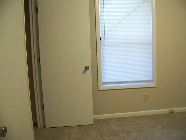 1022 Brookhollow Dr #2 — Photo 10