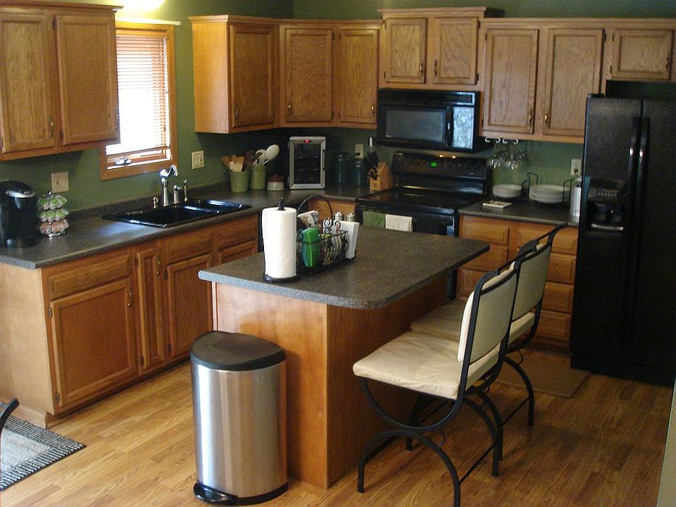 Kitchen with Island