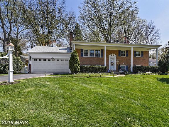 2nd image of 9536 Old Creek Dr