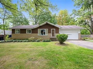 37760 Aurora Rd, Solon, OH 44139