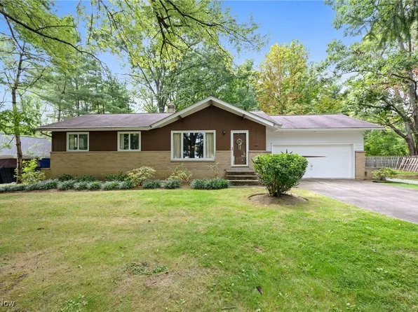 37760 Aurora Rd, Solon, OH 44139