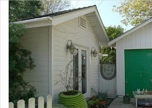 2nd image of 177 Merrill Ave