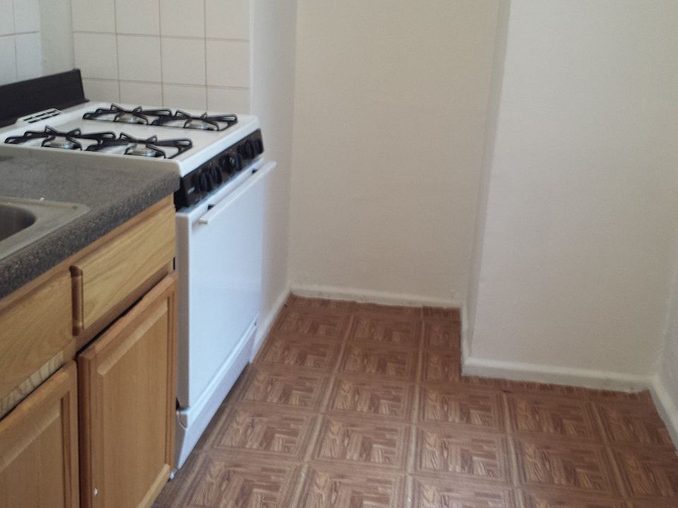 2nd image of 115 Vermilyea Ave APT 4C