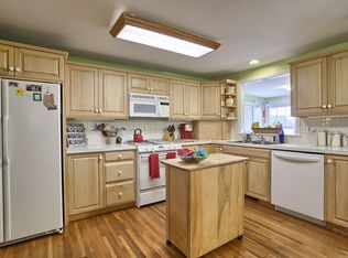 1526 Cedar Rd, Lancaster, PA 17601