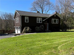 398 Southford Rd, Southbury, CT 06488