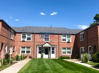 2858 N Jasmine St, Denver, CO 80207