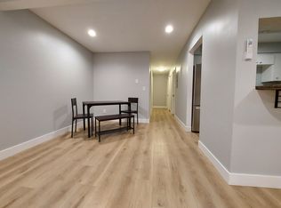 15938 Quarry Rd APT 2B, Lake Oswego, OR 97035