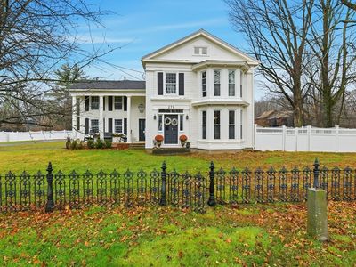 271 N Grand St, West Suffield, CT, 06093