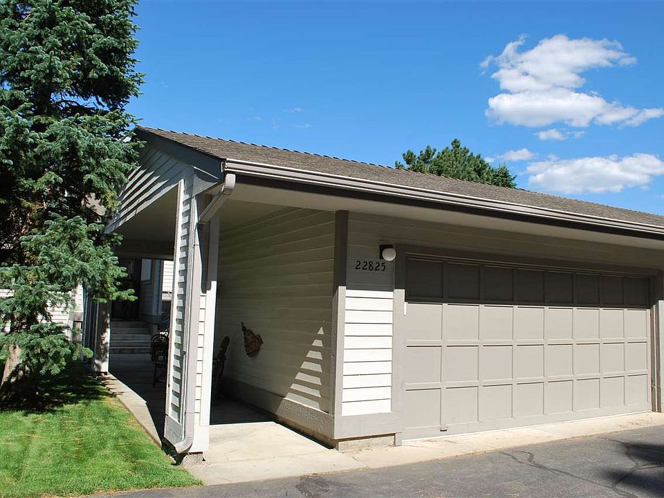 1st image of 22825 E Clearwater Ln