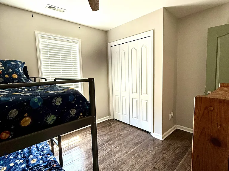 110 Cherry Grove Dr — Photo 18