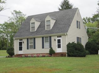969 Allendale Dr #2B, Charlottesville, VA 22901