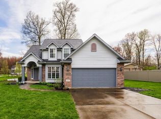 1405 Post Woods Gln, Batavia, OH