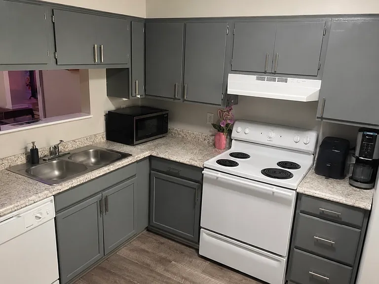 Main Floor Kitchen