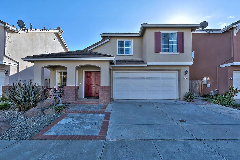 4214 Verdigris Cir photo 1