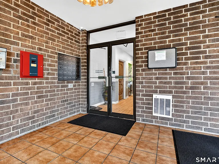 1500 Bedford St #202 — Photo 26
