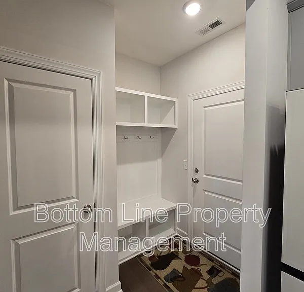 1221 Colgher St — Photo 23