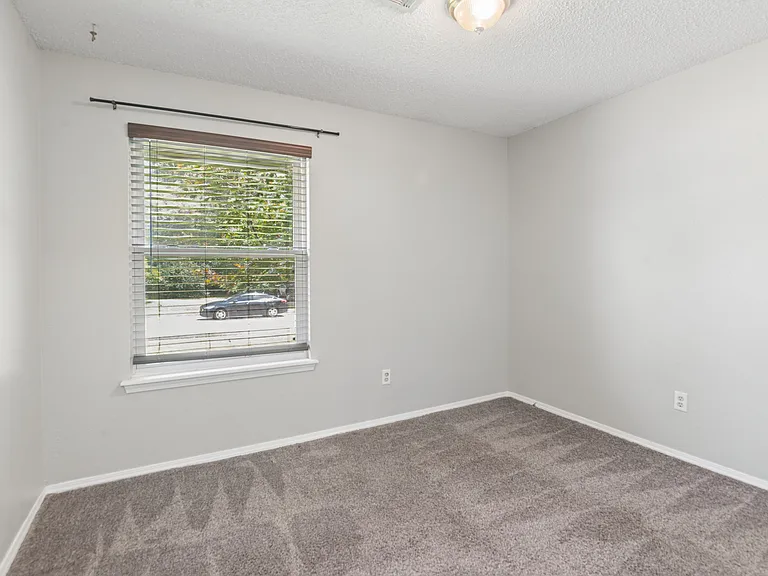 4604 S Ironwood Ave — Photo 19