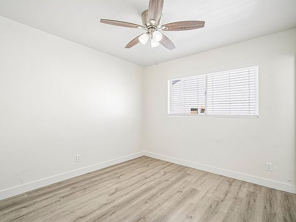 3rd image of 916 S Cambridge St APT 7