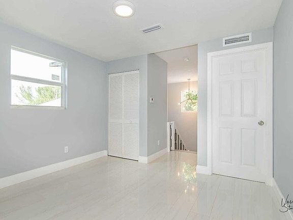 3rd image of 737 45th St