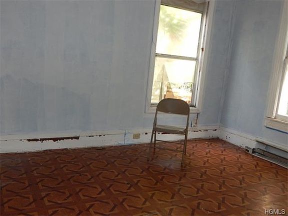 4th image of 204 Linden Ave