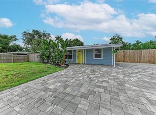 3138 Williamsburg St, Sarasota, FL 34231