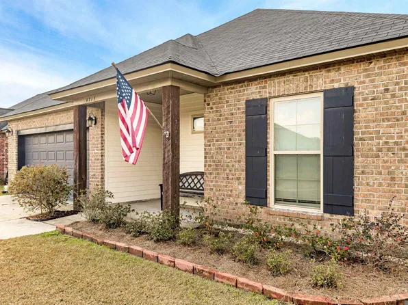 4715 E Sunset Loop, Addis, LA 70710