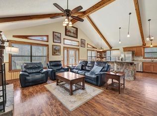 115 Lake Crest Dr, Etoile, TX 75944