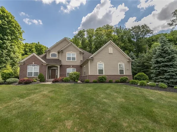 237 Anne Marie Ct, Hinckley, OH 44233