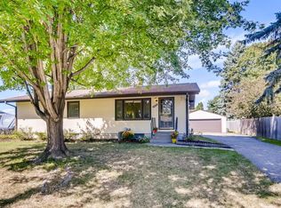 6064 Woodbine Ave, Woodbury, MN 55125