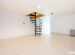 195 22nd St #11, Brooklyn, NY 11232
