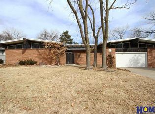 7240 Lincolnshire Rd, Lincoln, NE 68506