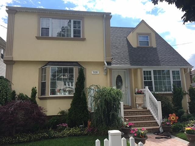 1st image of 9126 221st St
