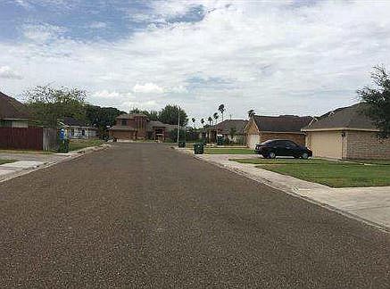 2nd image of 404 Laura Dr
