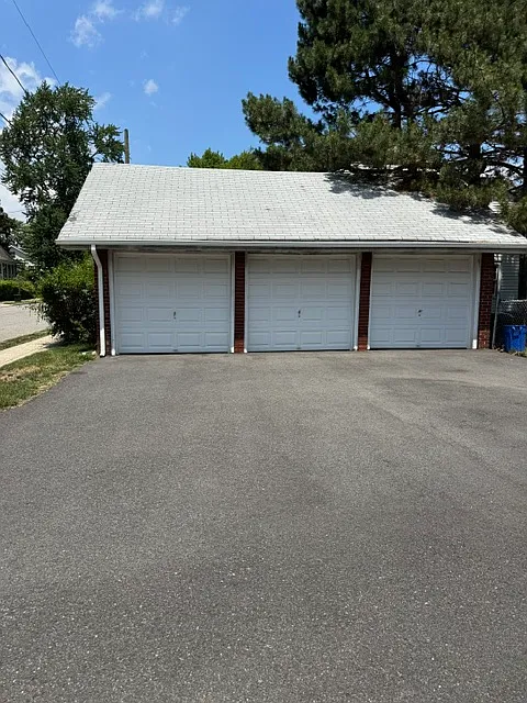 3 bed, $3,100 — Photo 2