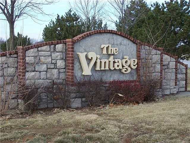 1st image of 2300 Arbor Ln
