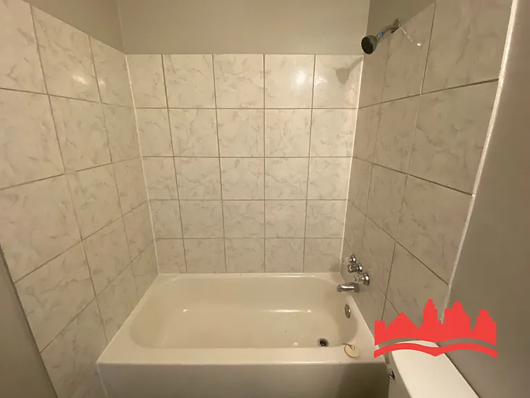 3572 Suzanne Dr — Photo 10