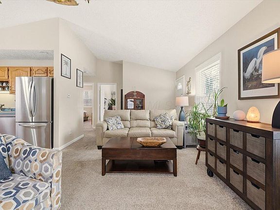 4th image of 50 Orchard Hills Ct