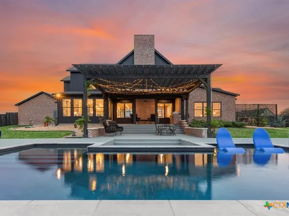 209 Glenview Cir, Belton, TX 76513