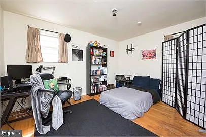 10505 Forest Ave — Photo 8