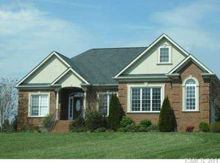 199 Carters Farm Dr, Statesville, NC 28625