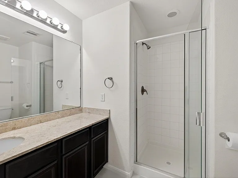 22414 Guston Hall Ln — Photo 18