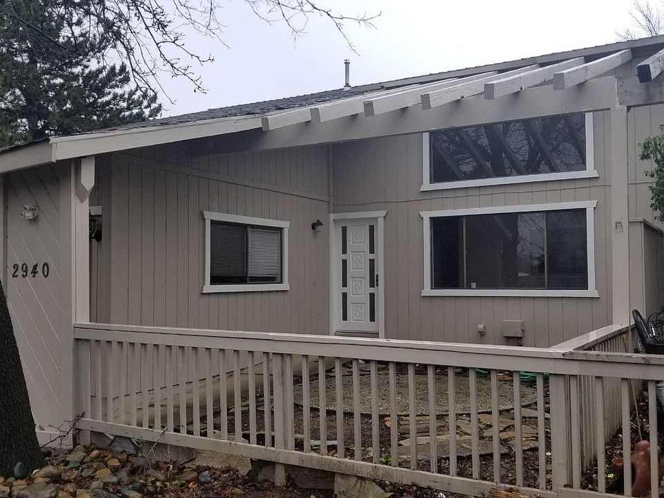 1st image of 2940 Stanford Ln