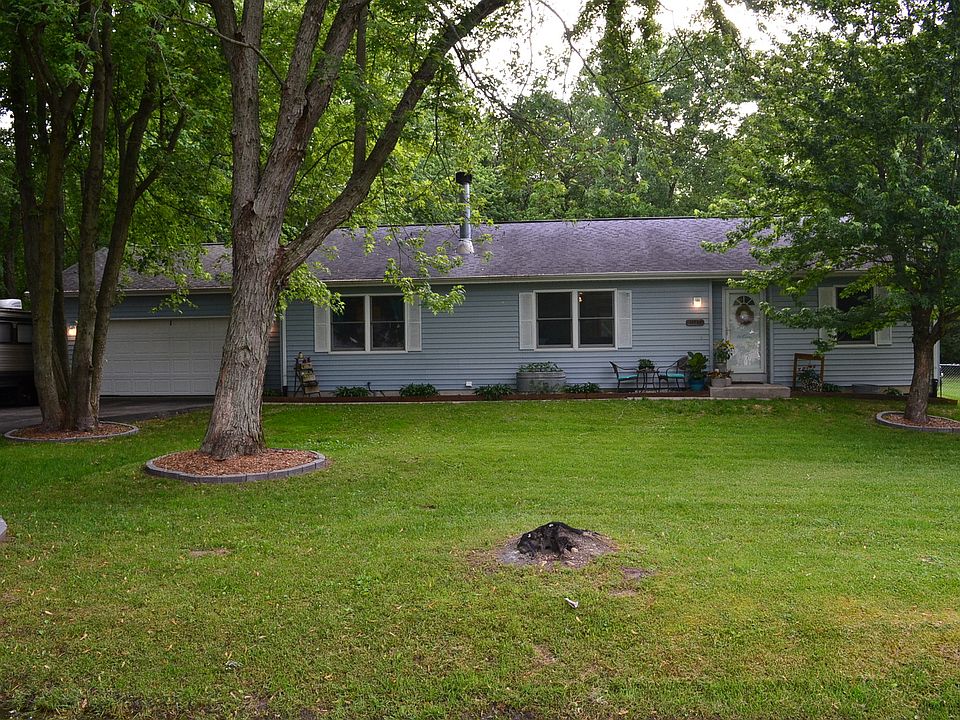 1st image of 35640 Linden Ln