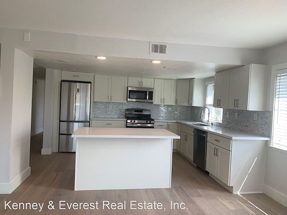 1st image of 90 Athol Ave #2E
