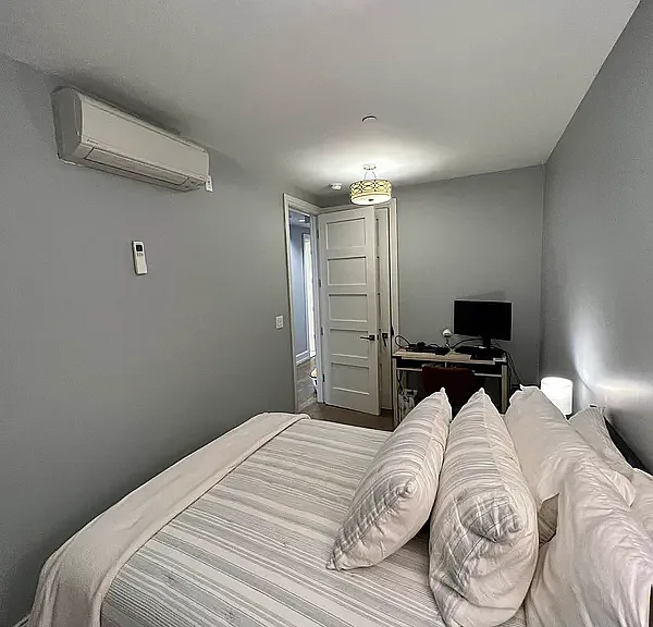 134 E 28th St #14 — Photo 18